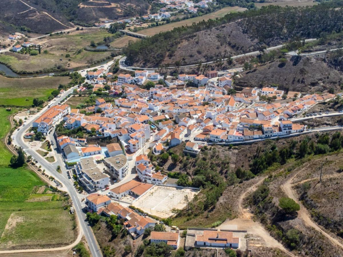 Windmill Escape - Onda Townhouse Lägenhet Odeceixe Exteriör bild